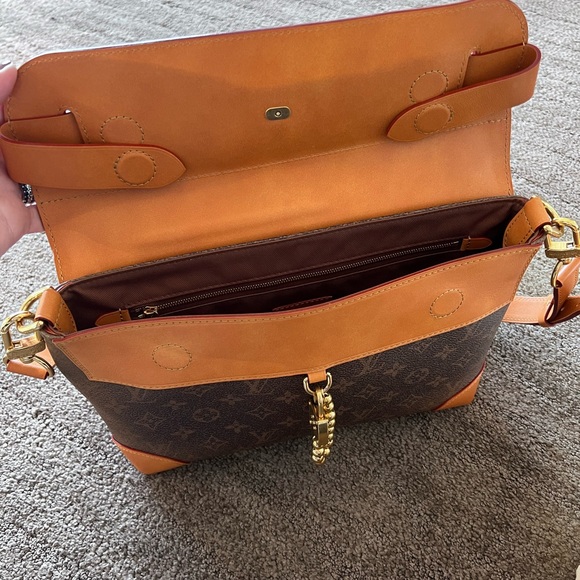 Louis Vuitton Steamer Crossbody